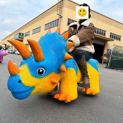 Un buon prezzo. Triceratops Designs Electric Dinosaur Ride Per Centri di intrattenimento Capacità 100kg in linea