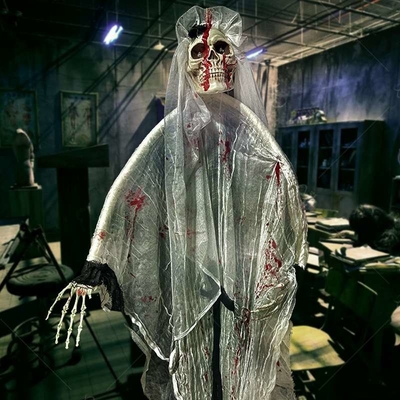 Giá tốt. Halloween trang trí hoạt hình treo xương sống cột sống lạnh cho nhà ma trực tuyến