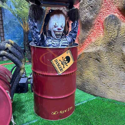 Giá tốt. Thiết kế OEM Halloween Animatronic Zombie Trang trí thực tế cho Ngôi nhà ma ám trực tuyến