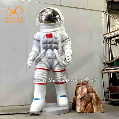 Ein guter Preis. Wetterbeständiger Animatronischer Astronaut für Museen und Freizeitparks Online